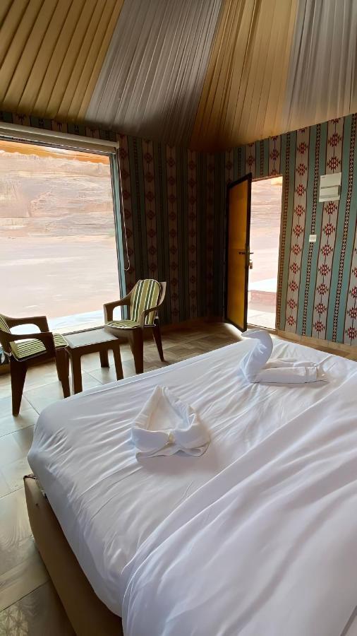Yellow Star Camp Wadi Wadi Rum
